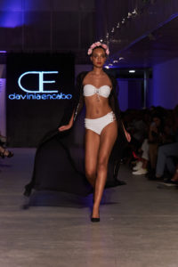Desfiles / Pasarelas 6 modelo desfile moda bikini fotógrafo en alicante
